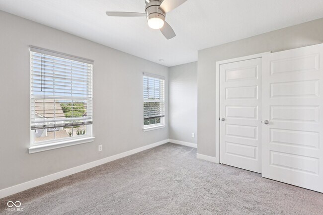 Building Photo - 17285 Dallington St