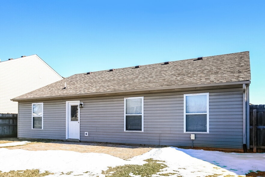 Building Photo - 1478 Osprey Way