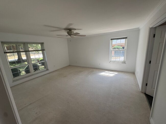 Building Photo - Spacious Well Kept Condo in West County (Ballwin) - RENT WITH AN OPTION TO PURCHASE