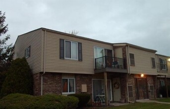 Building Photo - 38272 Fairway Ct