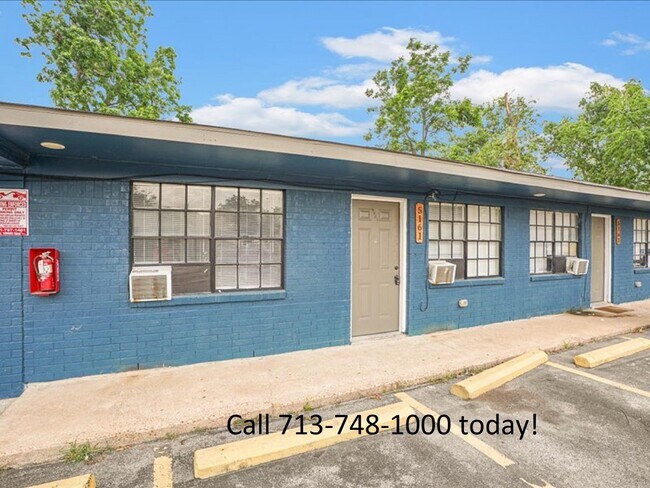 Building Photo - 5117 Lavender St