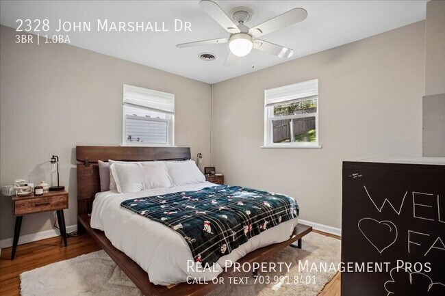 Building Photo - 2328 John Marshall Dr