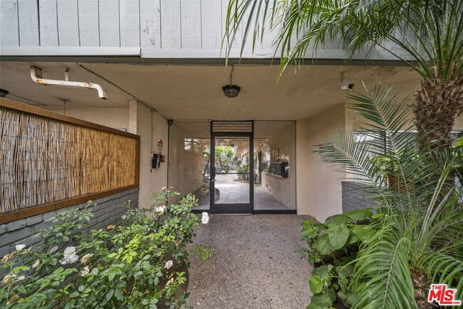 Building Photo - 8371 Northgate Ave