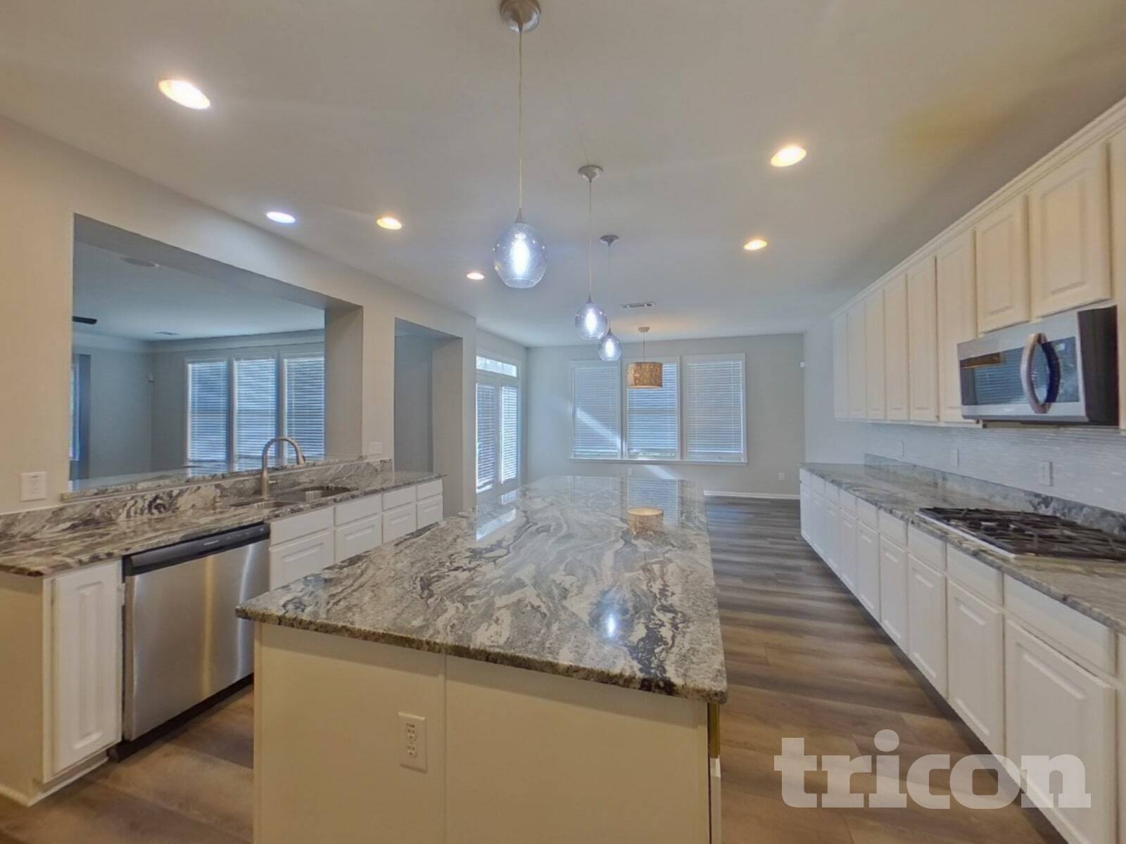 Building Photo - 7457 Mistydawn Dr