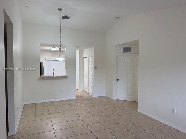 Building Photo - 6676 SW 115th Ct