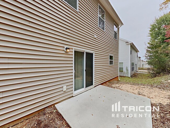 Building Photo - 144 Bartram Way
