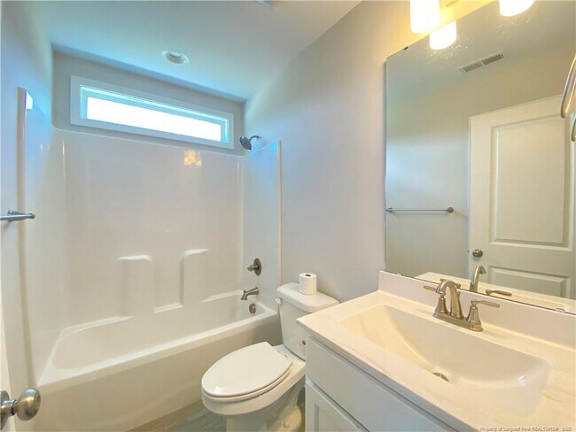Building Photo - 5944 Rosser Pittman Rd