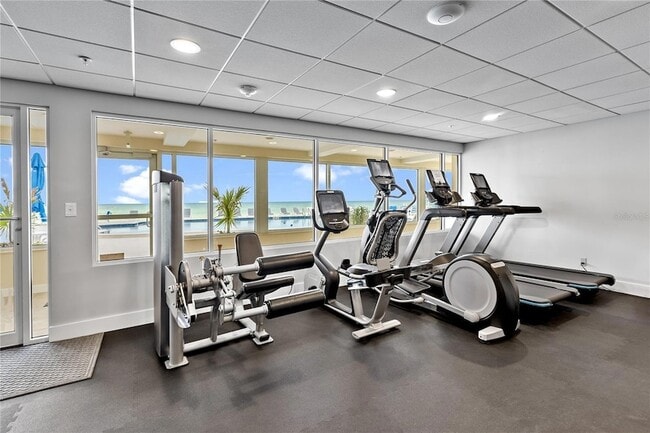 Building Photo - 603 Longboat Club Rd