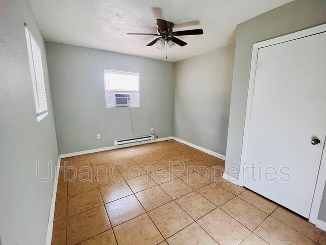 Building Photo - 232 4th St N