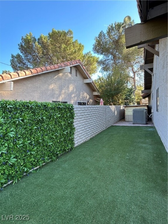 Building Photo - 3304 Cll De El Cortez