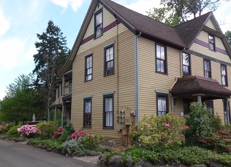 Building Photo - 12323 A St S