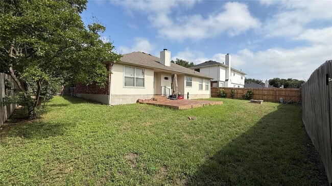 Building Photo - 3819 Eagles Nest St
