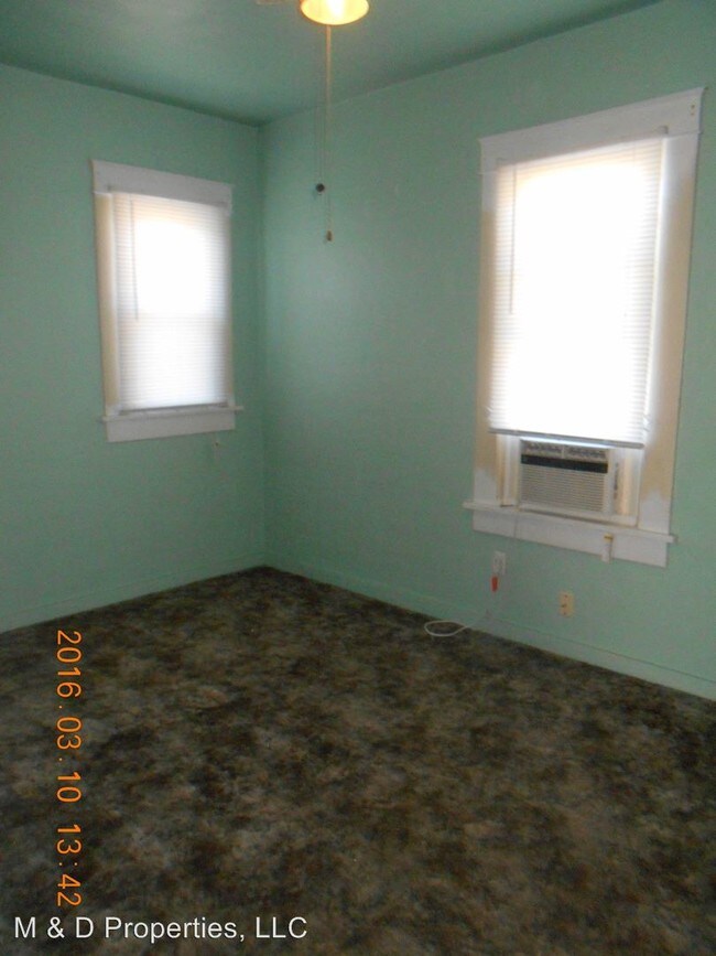 Building Photo - 411 N Clay St