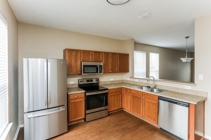 Building Photo - 2214 Sumac Dr