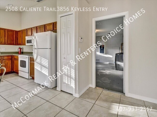 Building Photo - 2508 Caliente Trail