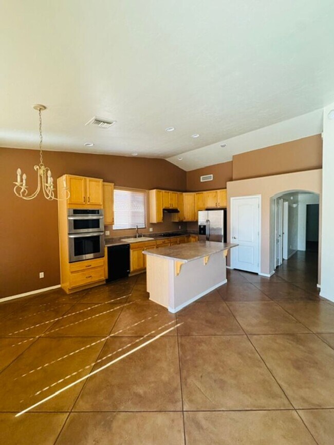 Building Photo - Oro Valley- 4 bedroom/ 2 bathroom home