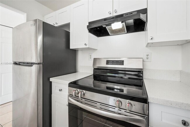 Building Photo - 11098 SW 107th St
