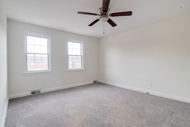 Building Photo - 1809 Glen Ridge Rd