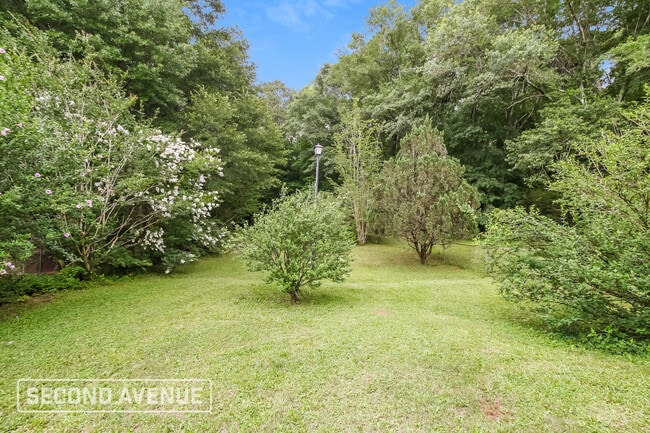Building Photo - 1710 Riverchase Cir NE