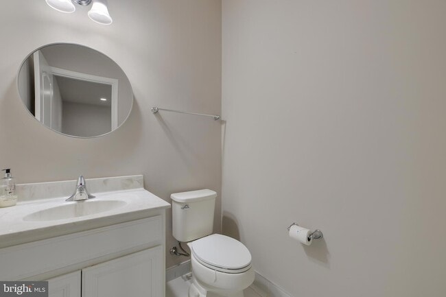 Building Photo - 4236 Winding Waters Terrace