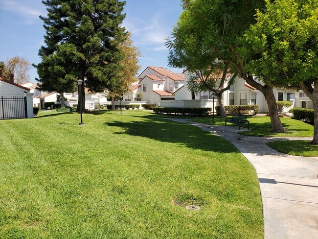 Building Photo - 9765 Alburtis Ave
