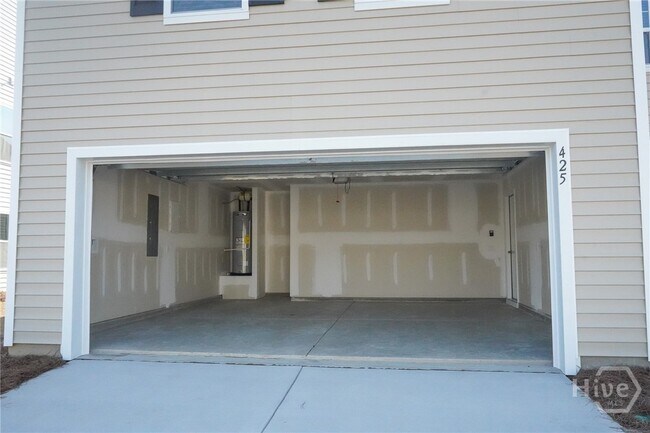 Building Photo - 425 Coconut Dr