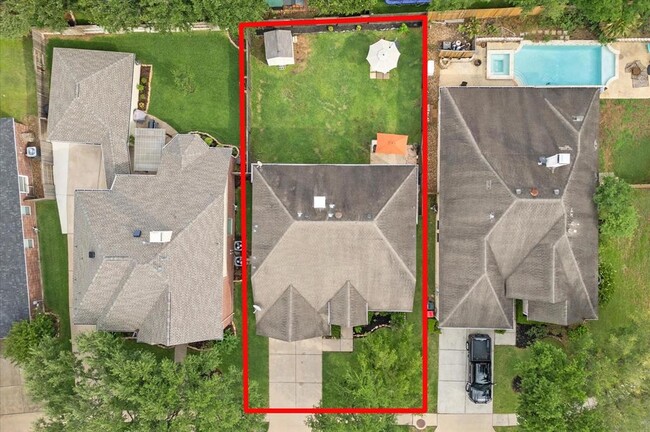 Building Photo - 15407 Cumberland Oak Way