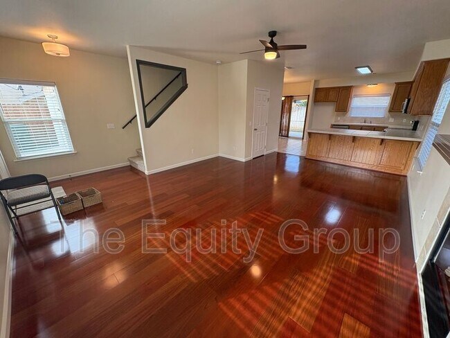 Building Photo - 1155 Meadow Ave