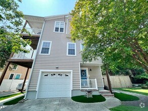 Building Photo - 3-Bedroom Home in Ocean Park! Ready 06-26-...
