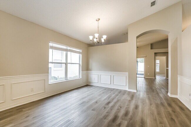 Building Photo - 15849 Green Cove Blvd