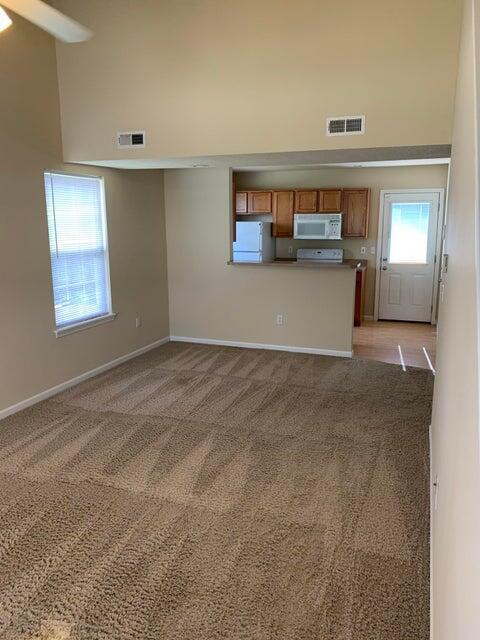 Building Photo - 307 Burnside Dr