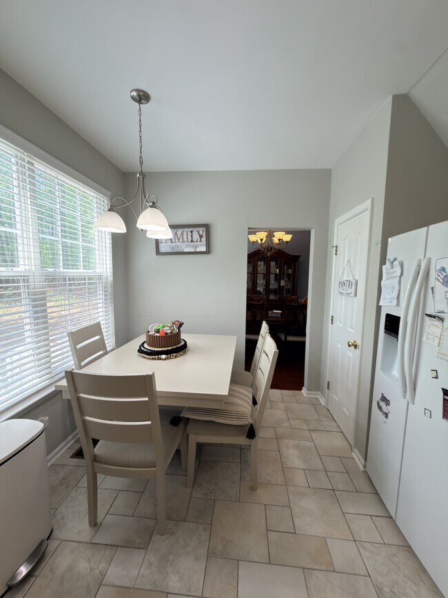 Building Photo - 3512 Chipada Ct