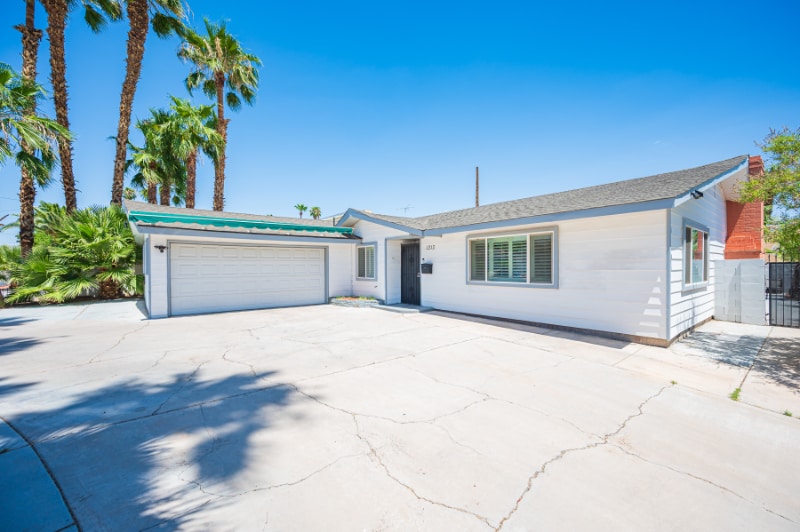 Building Photo - 1313 Hillside Pl