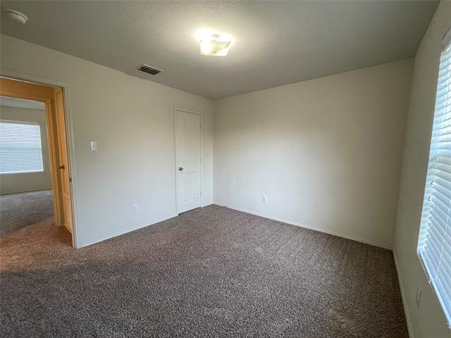 Building Photo - 2801 Mockingbird St