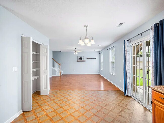 Building Photo - 211 Night Heron Dr