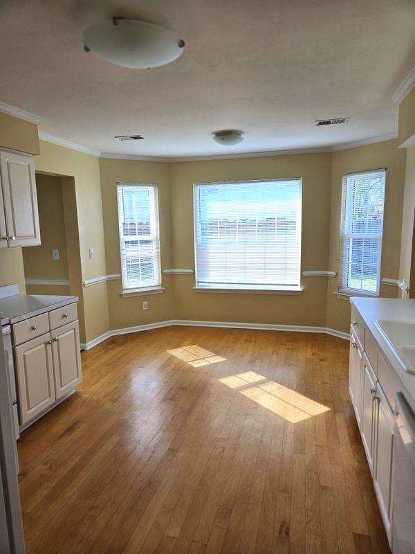 Building Photo - 3028 Vance Way