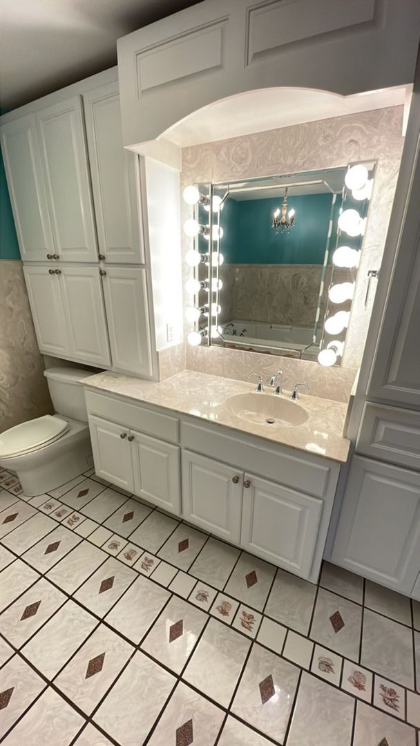 Building Photo - 3 BD 2 BA Home in the Bayou View School Di...