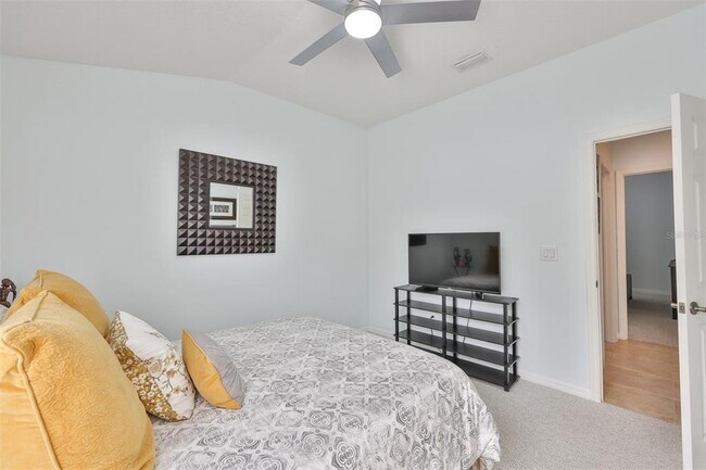 Building Photo - 823 Seminole Sky Dr