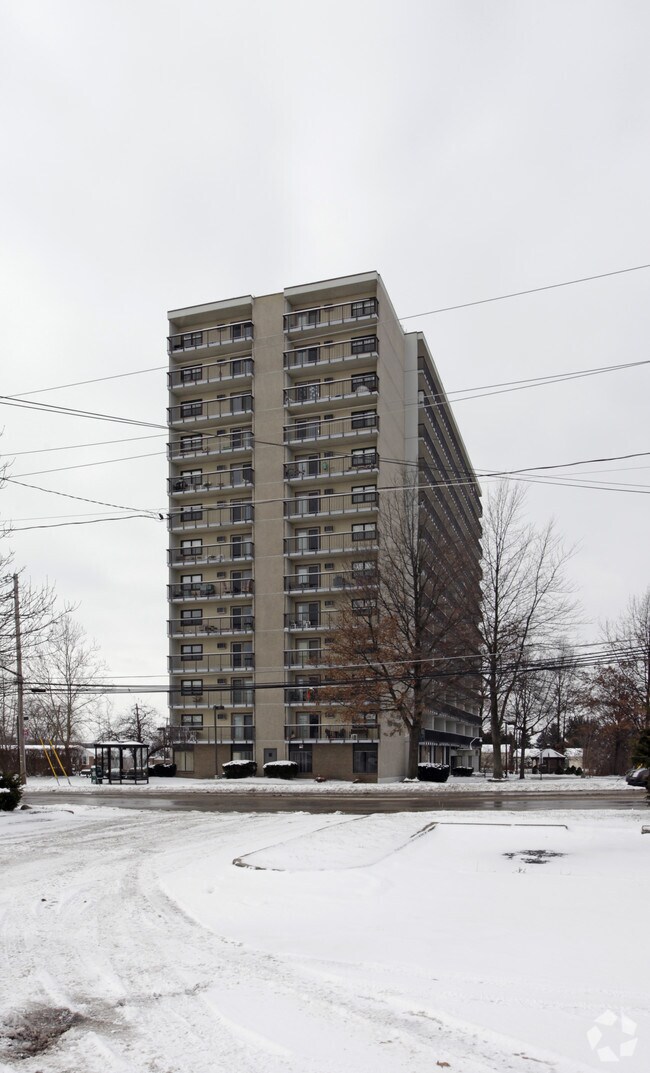 Primary Photo - Alpeter Apartments