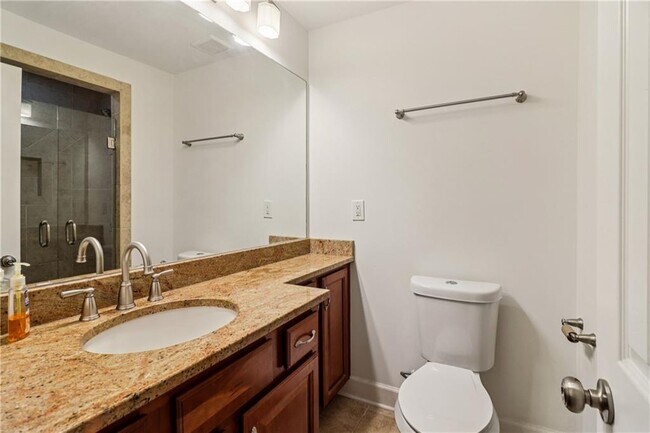 Building Photo - 2930 Torreya Way SE