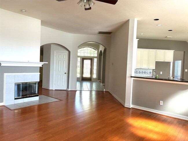 Building Photo - 2203 Summer Bay Ct