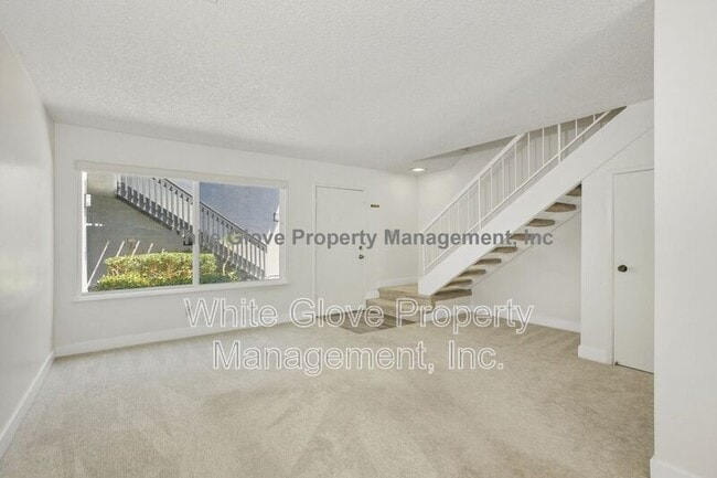 Building Photo - 9596 Bickley Dr