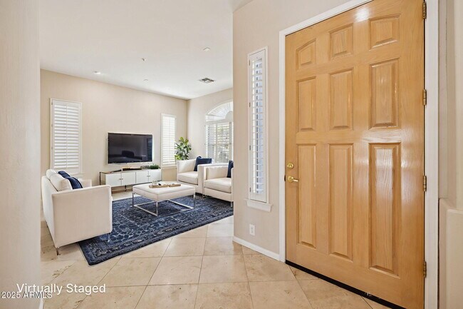 Building Photo - 13945 E Gail Rd