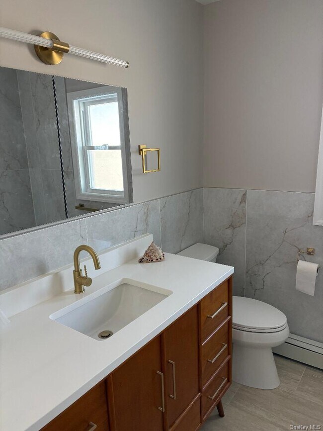 Building Photo - 166 Franklin Blvd