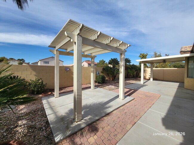 Building Photo - 9139 Edgeworth Pl