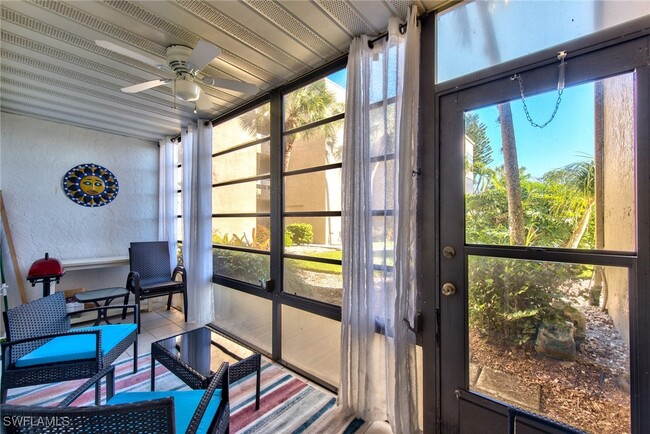 Building Photo - 3655 Boca Ciega Dr