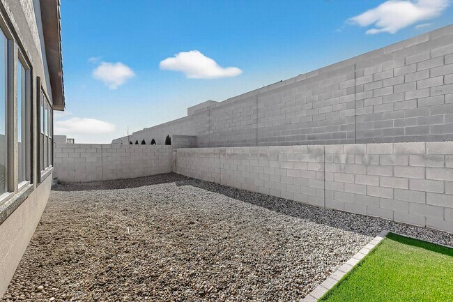 Building Photo - 8345 Salinger Wy NW