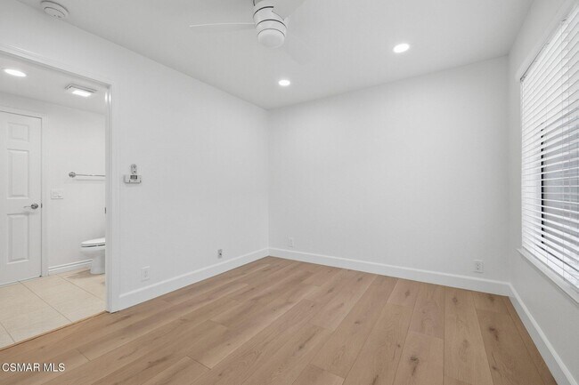 Building Photo - 658 Elevar Ct