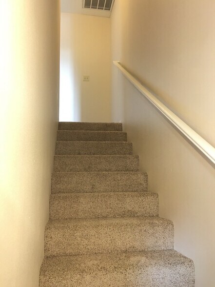 Building Photo - 103 North Harbin Avenue