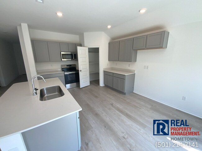 Building Photo - 4101 Red Maple Dr